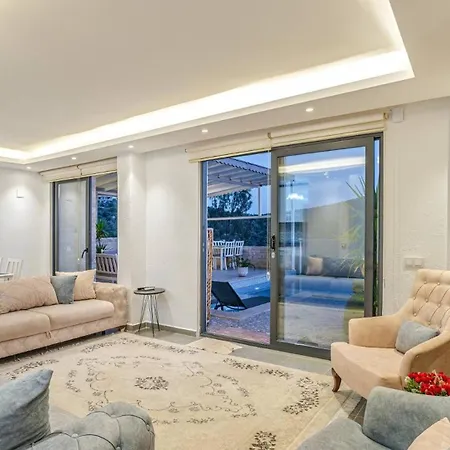 3 Bedroom With Private Pool In Kisla Bay * 卡尔坎