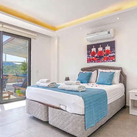 3 Bedroom With Private Pool In Kisla Bay 别墅