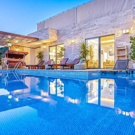 3 Bedroom - 6968
