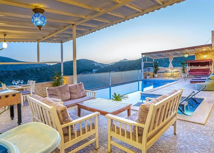 3 Bedroom With Private Pool In Kisla Bay